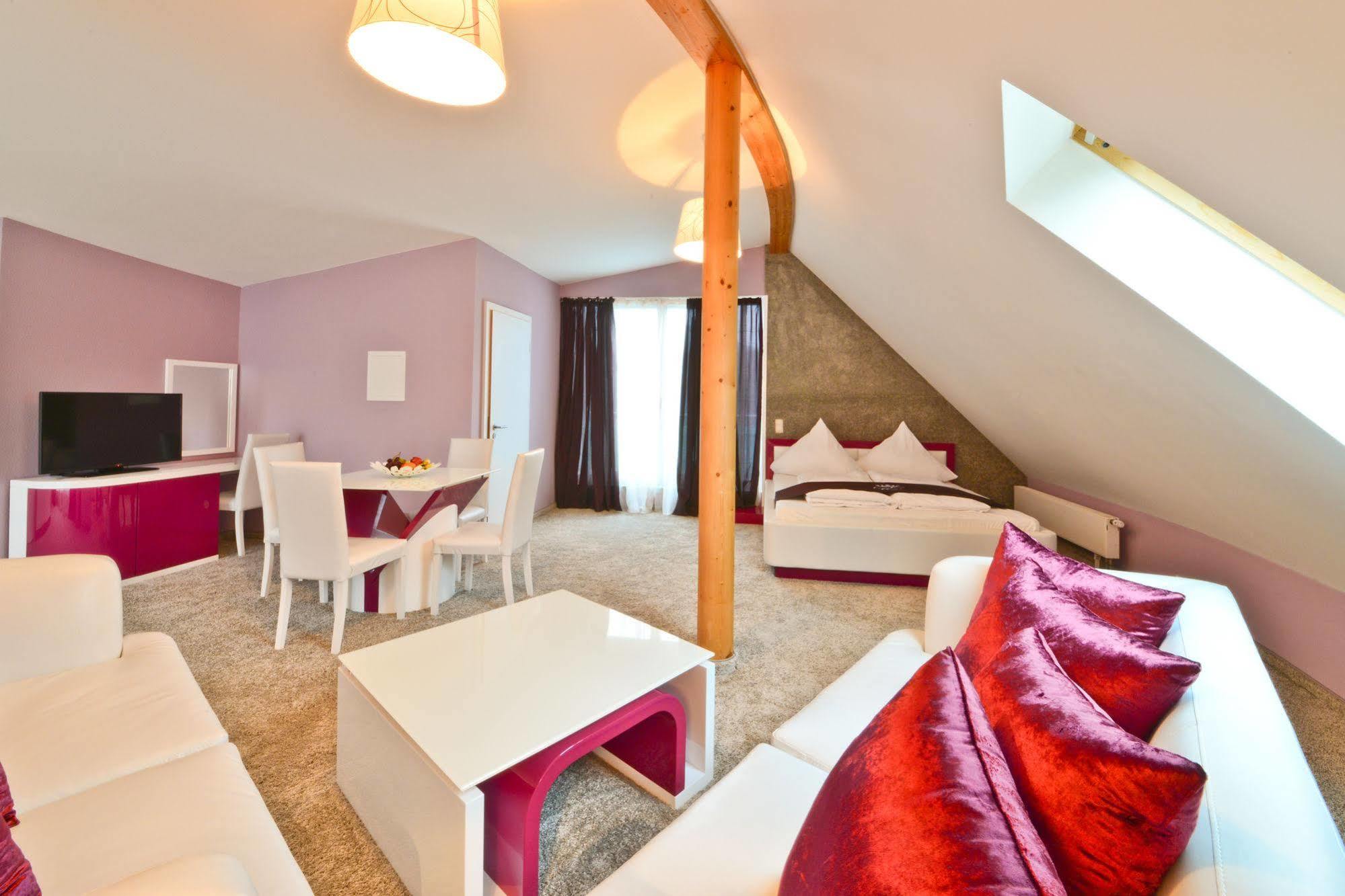 Empress Boutique Hotel Münih Dış mekan fotoğraf